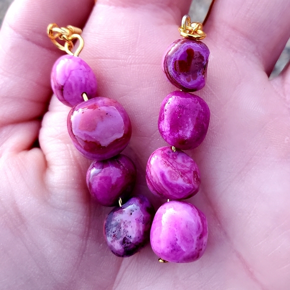 New Crazy Lace Agate Freeform Dangle Earrings. - Picture 3 of 13